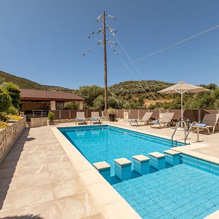 Villa Neaira Vatolakkos  Buitenkant foto