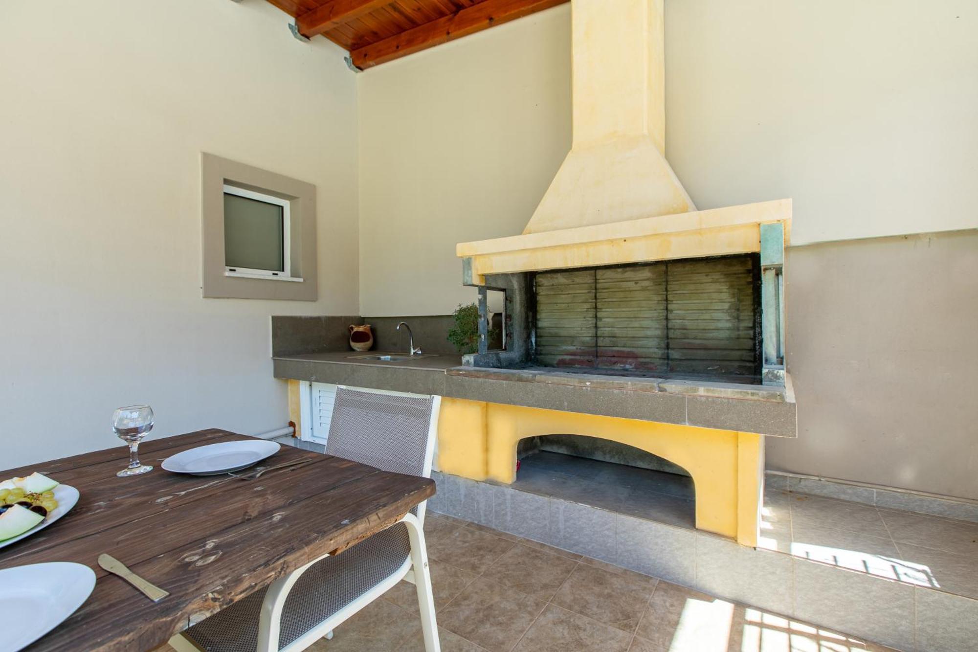 Villa Neaira Vatolakkos  Buitenkant foto