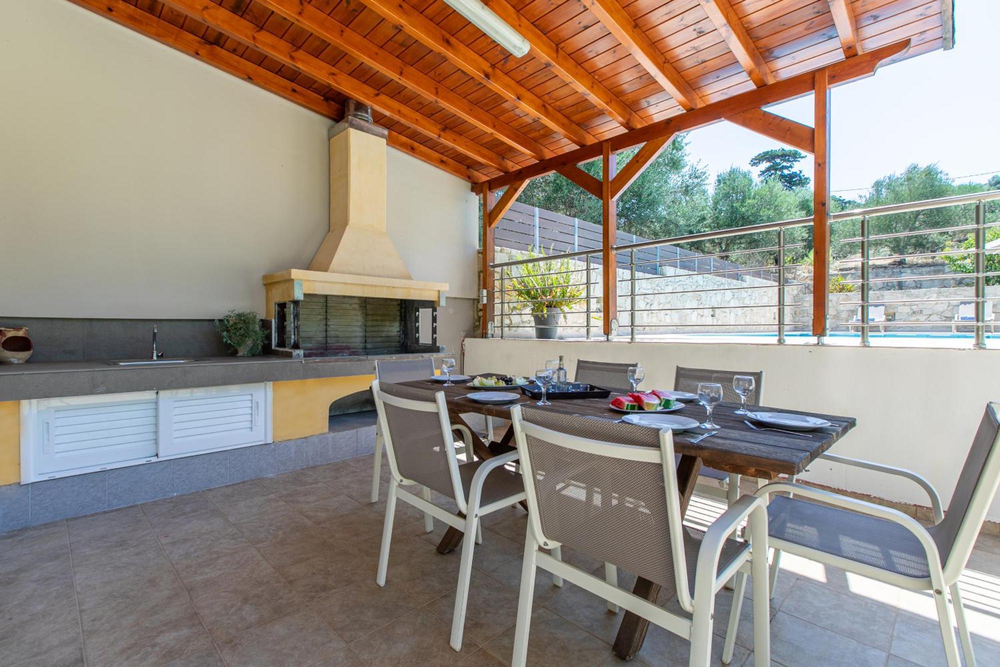 Villa Neaira Vatolakkos  Buitenkant foto
