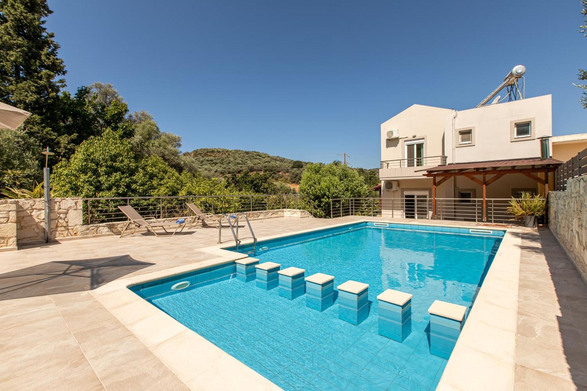 Villa Neaira Vatolakkos  Buitenkant foto