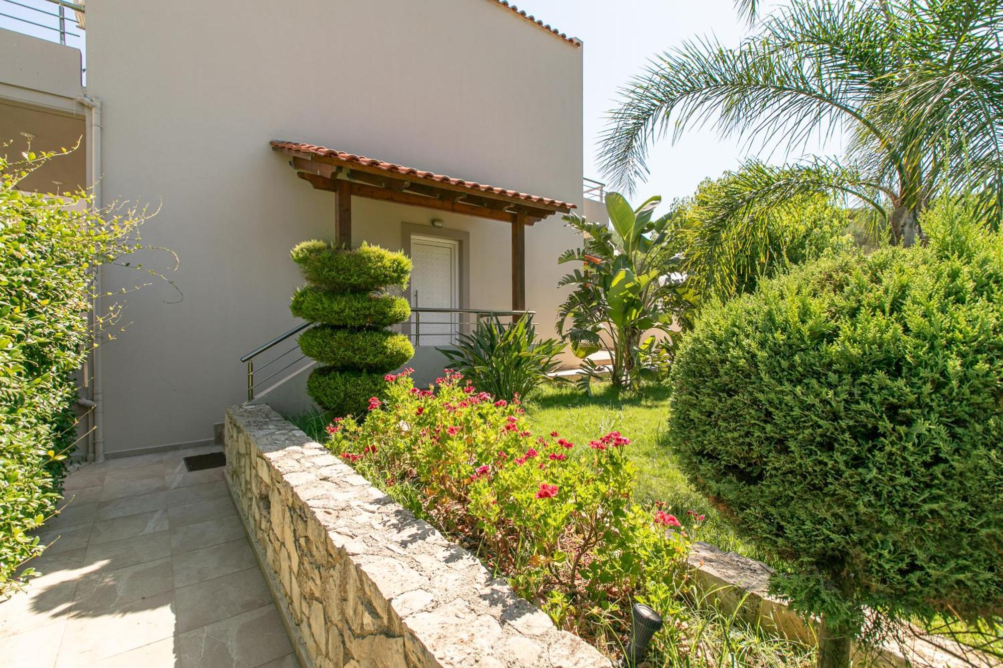 Villa Neaira Vatolakkos  Buitenkant foto