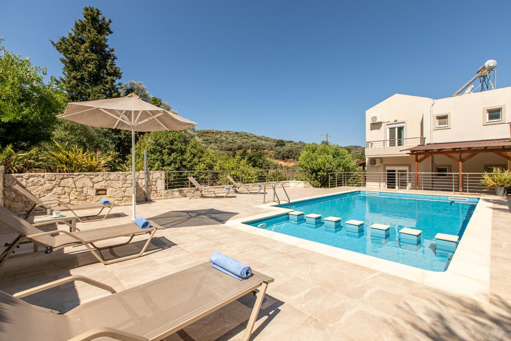 Villa Neaira Vatolakkos  Buitenkant foto