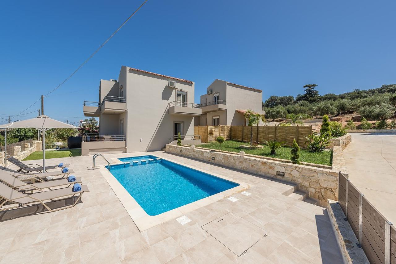 Villa Neaira Vatolakkos  Buitenkant foto