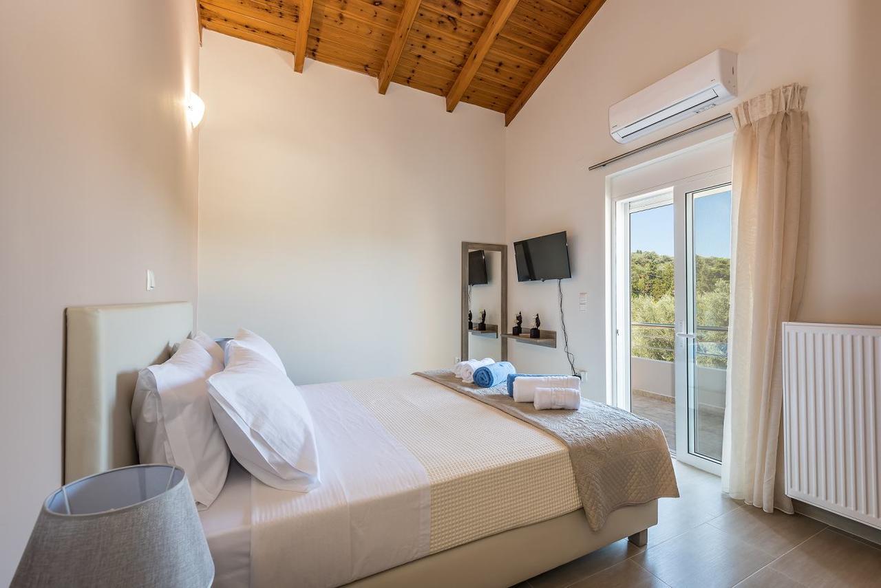 Villa Neaira Vatolakkos  Buitenkant foto