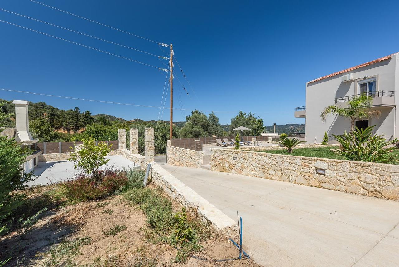 Villa Neaira Vatolakkos  Buitenkant foto