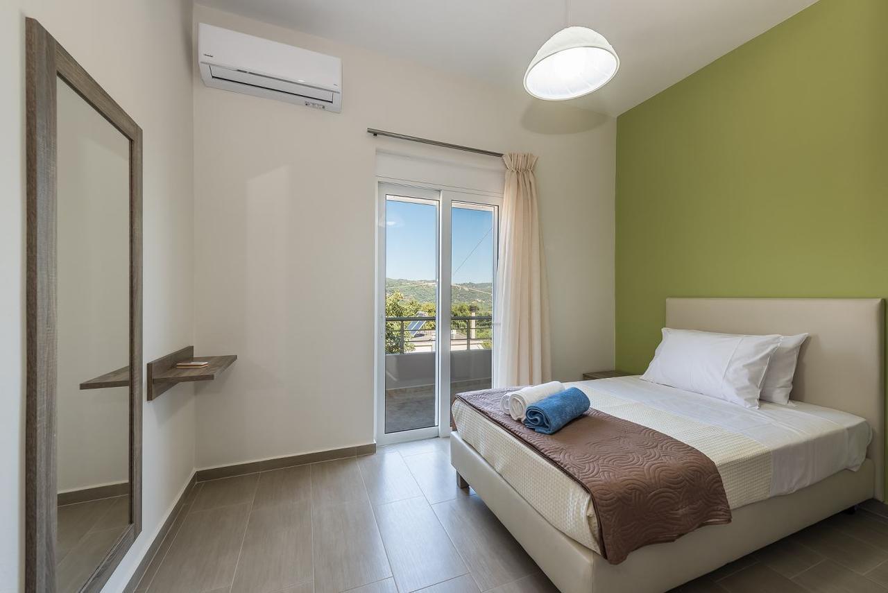 Villa Neaira Vatolakkos  Buitenkant foto
